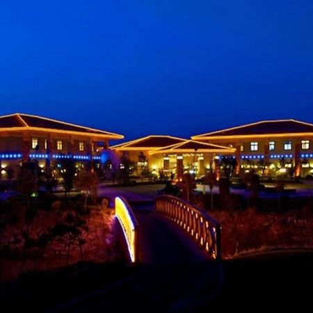 Qingdao Golden Mountain Resort Hotel Buitenkant foto